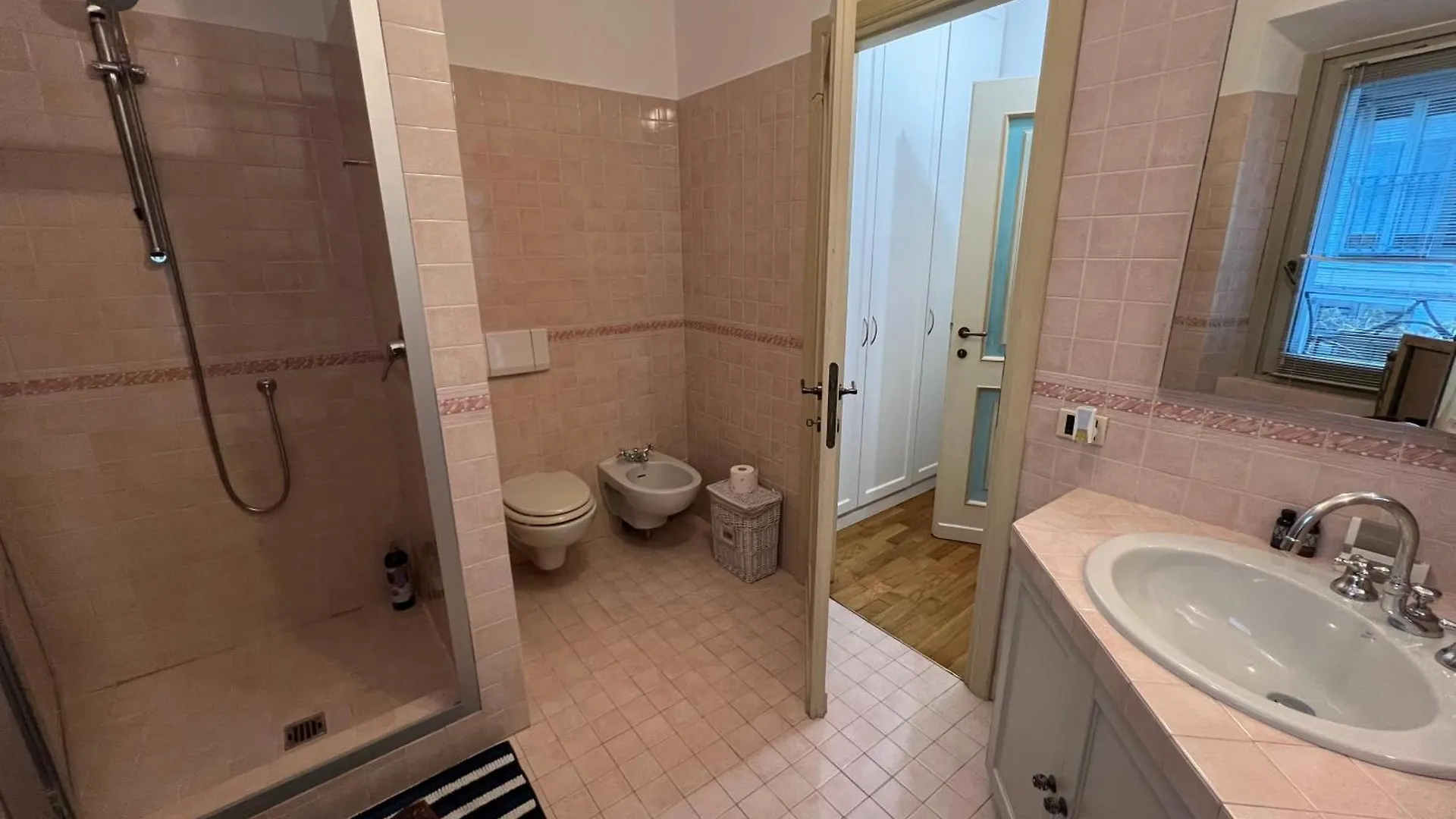 Casa Mekina Apartman Bergamo